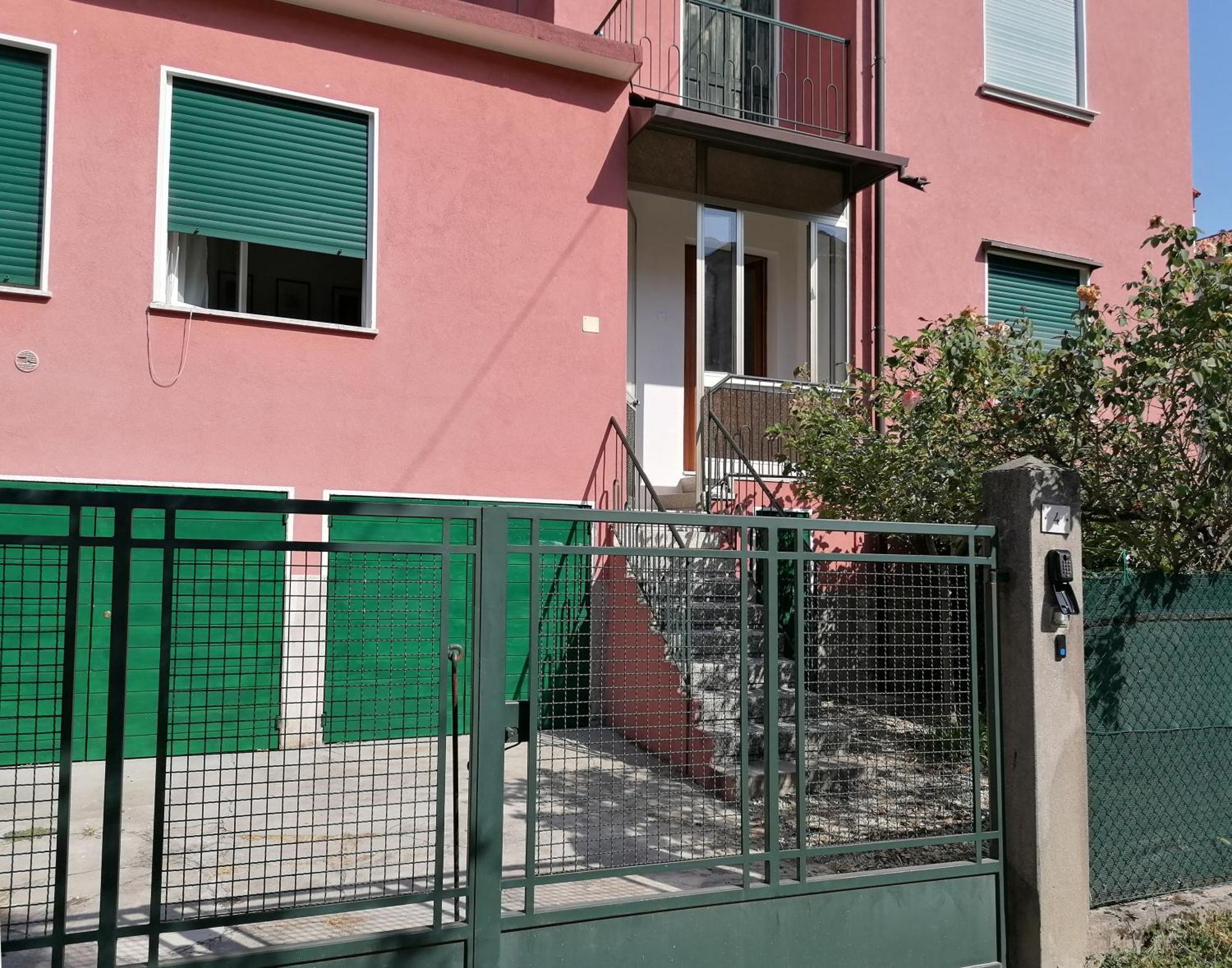 Lungo Sile Apartment Treviso Ngoại thất bức ảnh